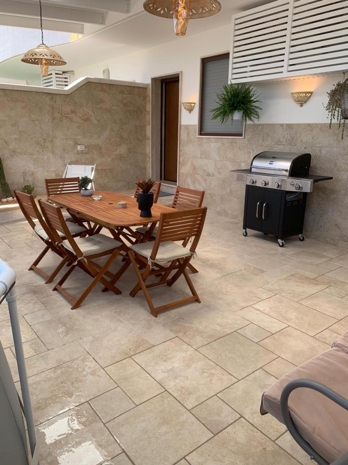 Moon Luxury Lecce Exterior photo